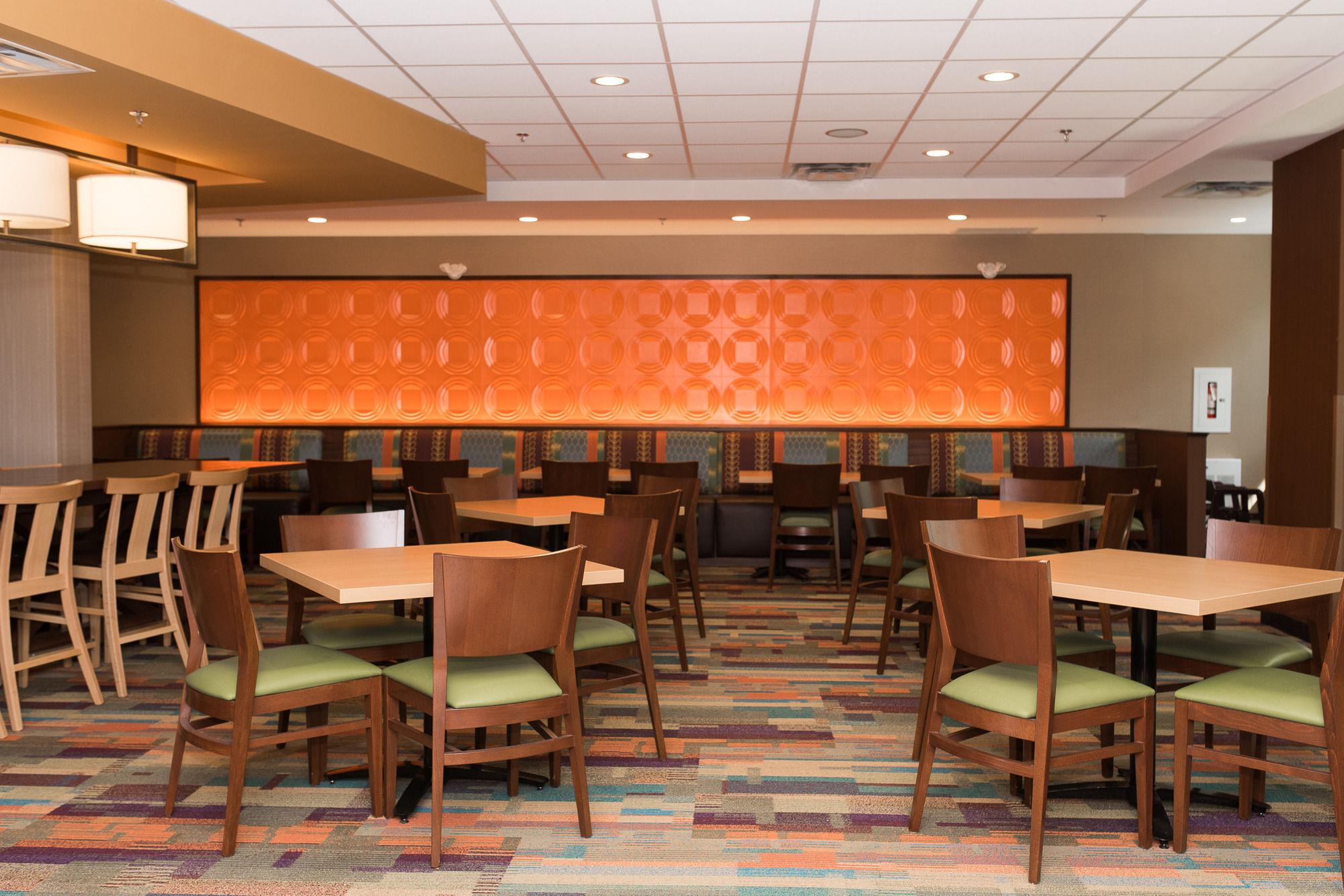 Fairfield Inn & Suites By Marriott Edmonton North Εξωτερικό φωτογραφία