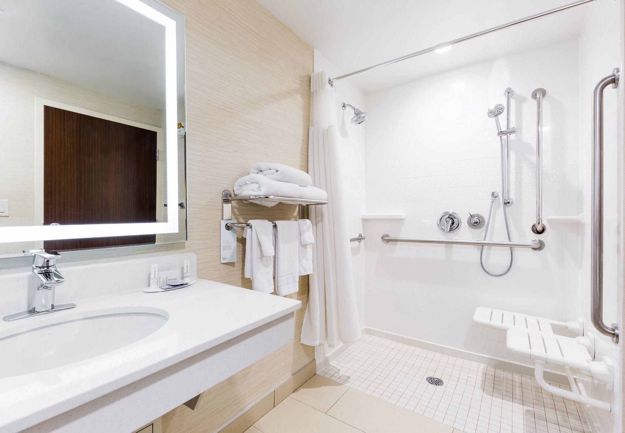 Fairfield Inn & Suites By Marriott Edmonton North Εξωτερικό φωτογραφία